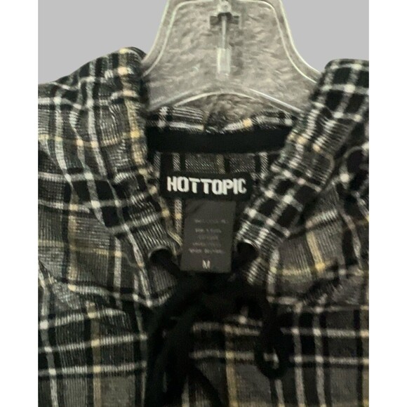 Hot Topic Black Plaid Crop Hoodie Women’s Medium Grunge Gothcore Flannel Style - Picture 4 of 4